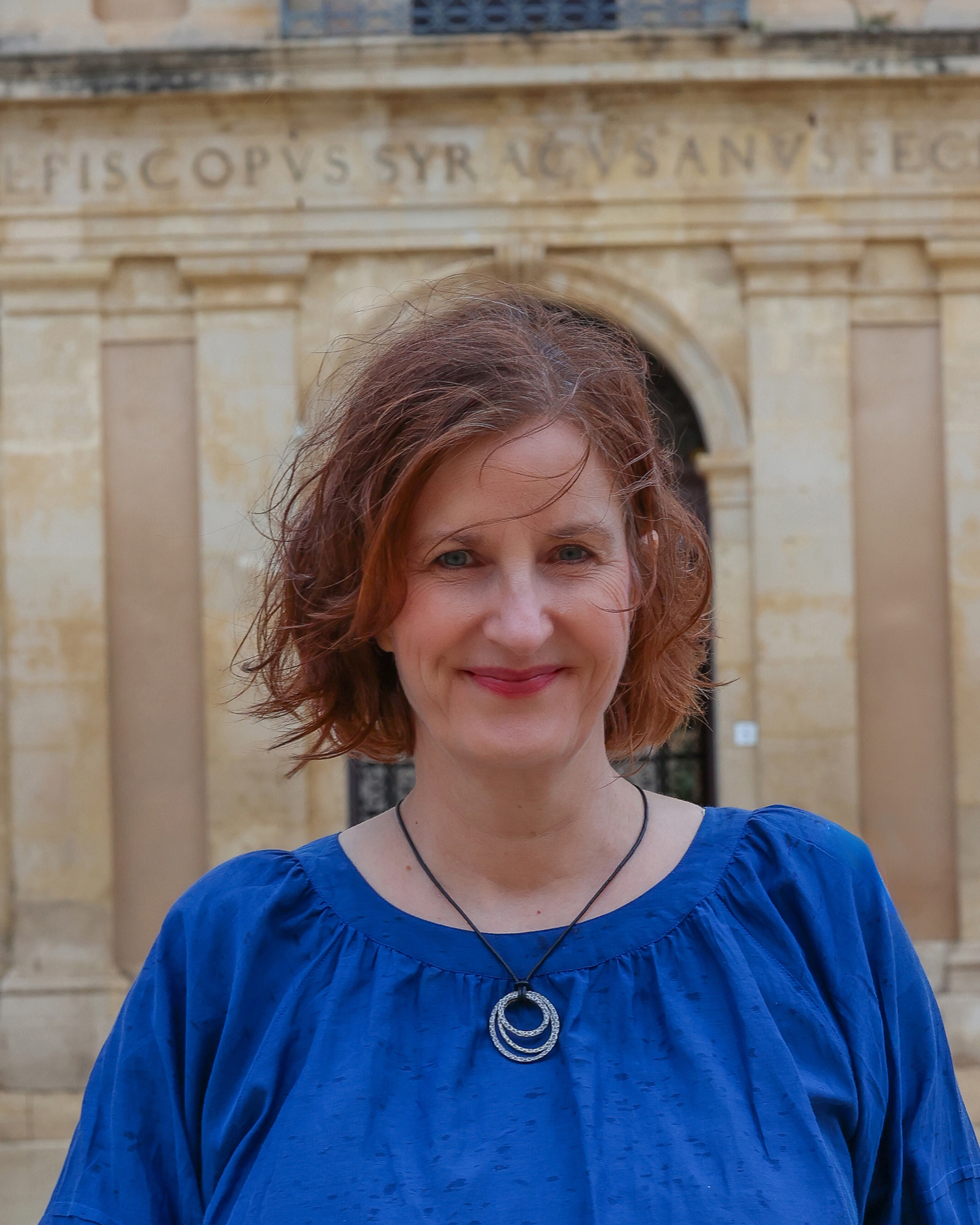 Helene Hjortlund, forfatter og foredragsholder